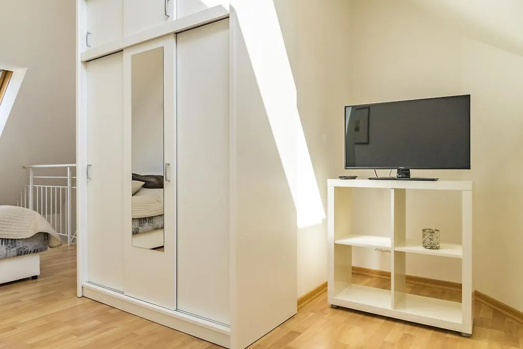 Maisonette Apartment Am Bahnhof - Adults Only Innsbruck Ausztria